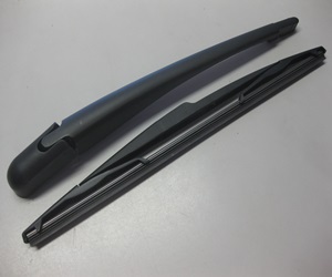 Peugeot 206 3-5 ajtós hátsó ablaktörlő kar és lapát – Peugeot alkatrészek