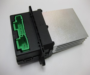 Peugeot 206 SW digitális klíma előtét ellenállás – Peugeot autóalkatrészek